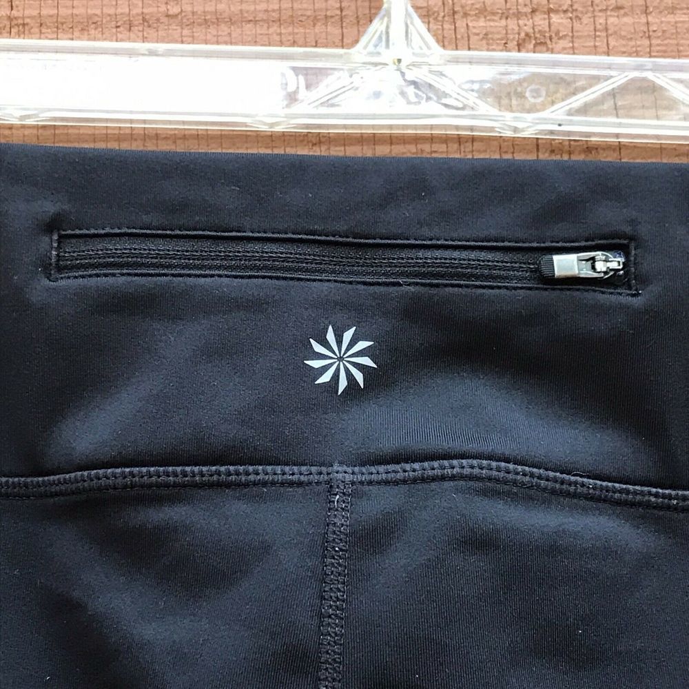 Athleta Chaturanga Capri Leggings Mesh Panel Large - Picture 7 of 8